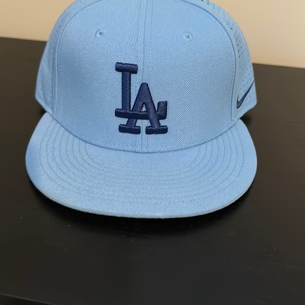 La dodger adjustable hat new